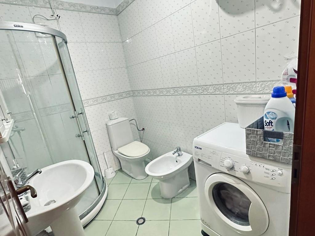 Top Central Apartment Тирана Екстериор снимка
