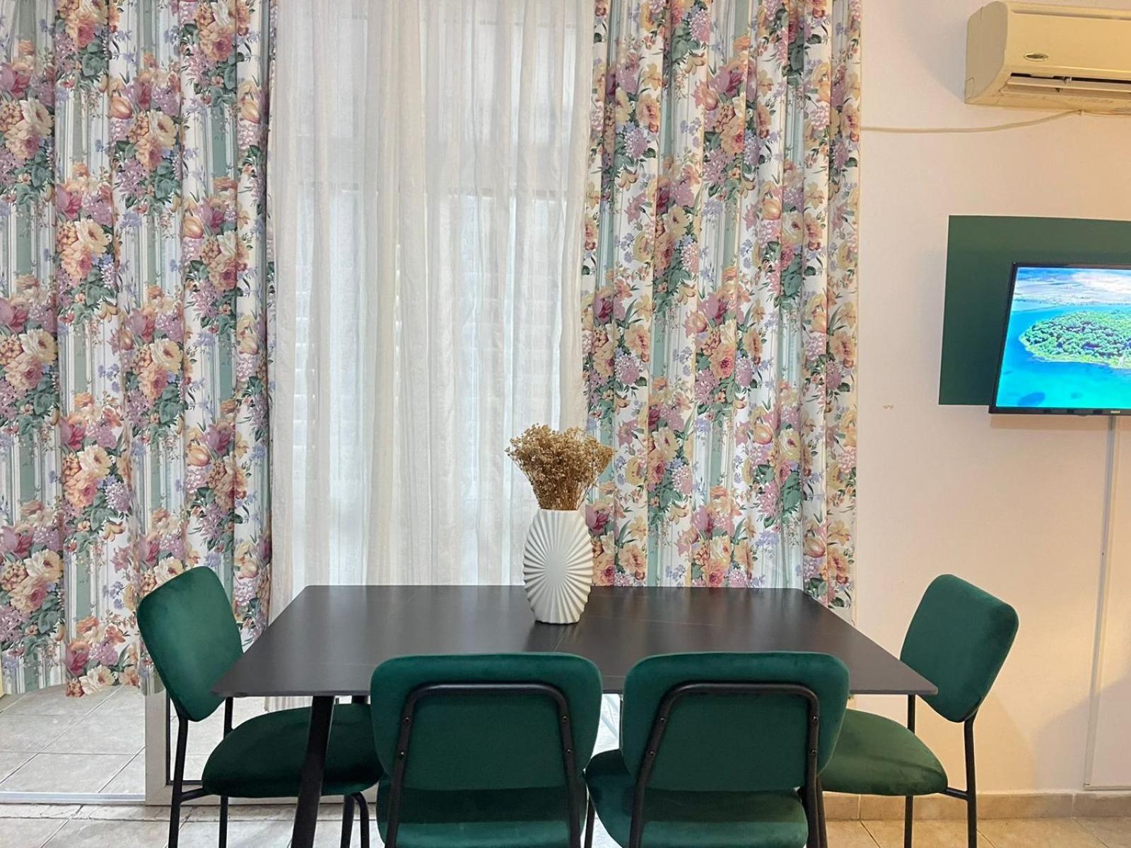 Top Central Apartment Тирана Екстериор снимка